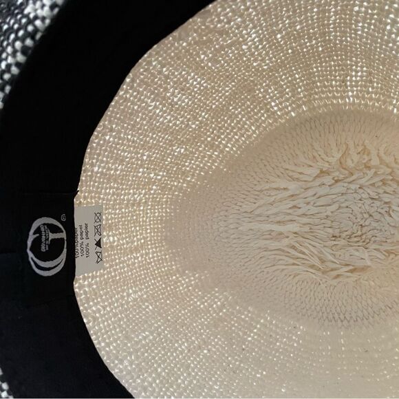 Giovannio New York Hat - Picture 5 of 6